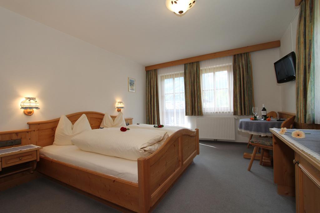 Hotel - Wirts'Haus "Zum Schweizer" Lofer Kültér fotó