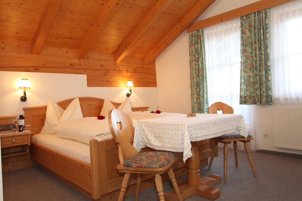 Hotel - Wirts'Haus "Zum Schweizer" Lofer Kültér fotó