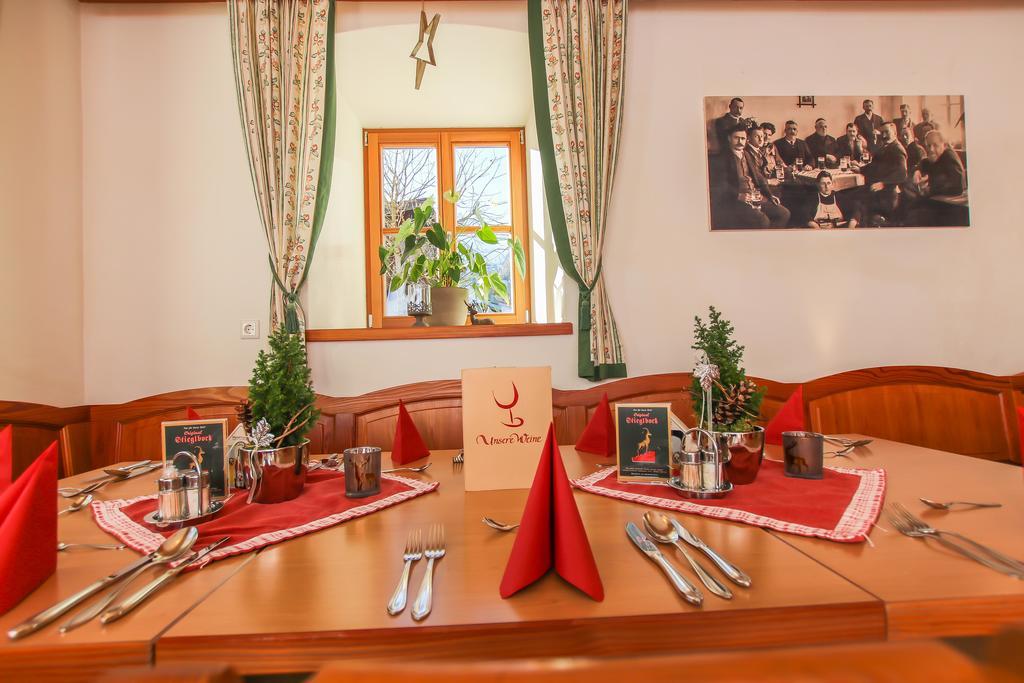 Hotel - Wirts'Haus "Zum Schweizer" Lofer Kültér fotó